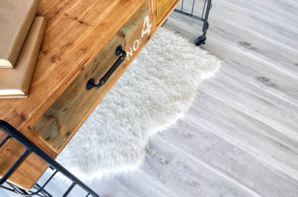 Клеевая кварцвиниловая плитка Alpine Floor Ультра (Ultra) ДУБ ПОЛЯРНЫЙ ECO 5-19
